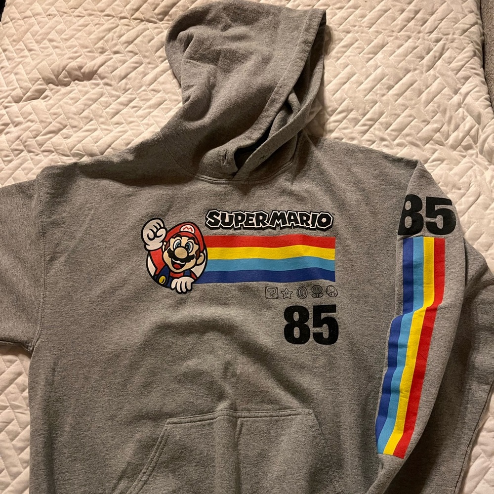 Grey Super Mario hoodie #Nintendo #Mario vintage … size Large